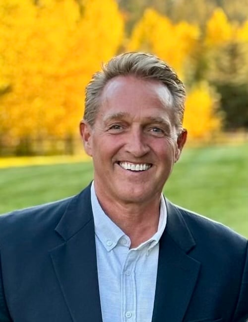 Headshot of Jeff Flake